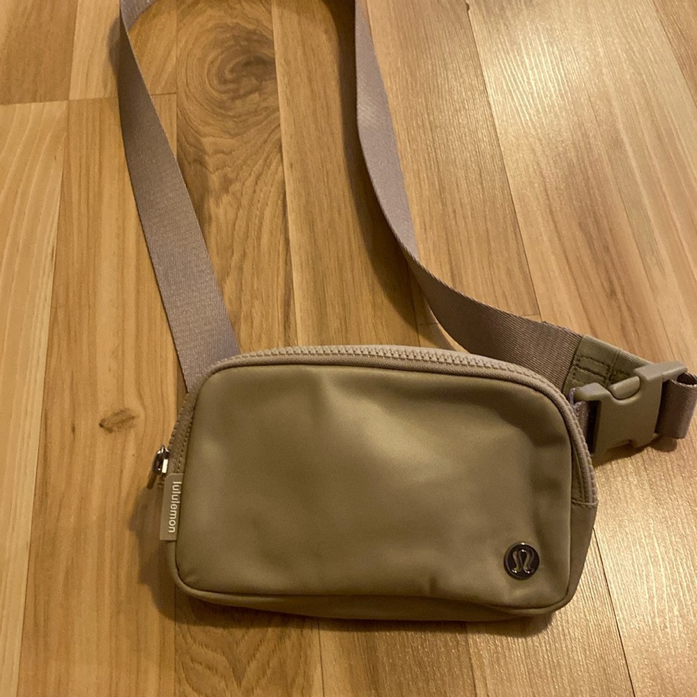 Trench mini belt bag